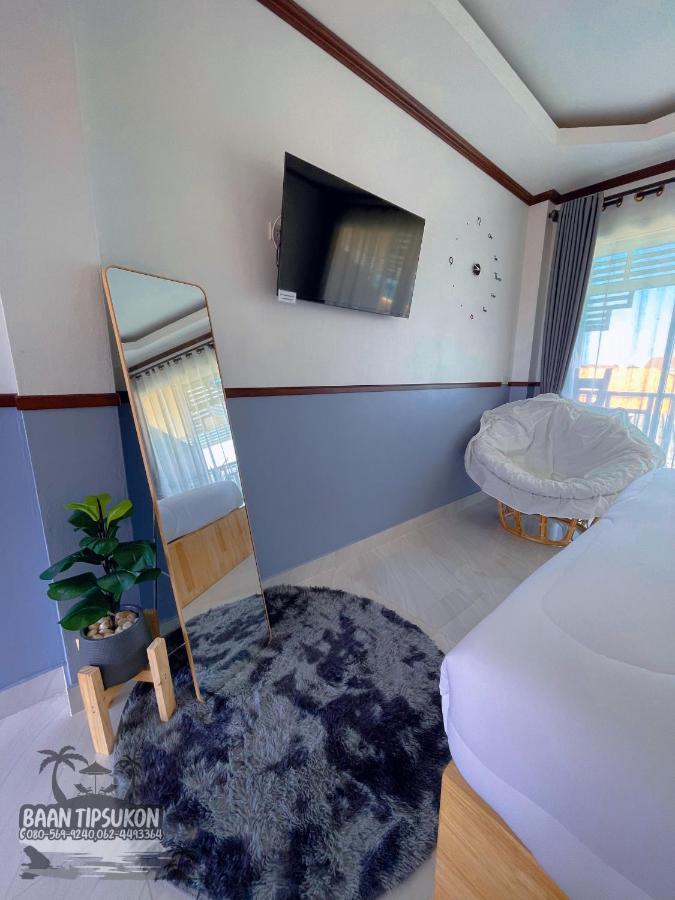 Baan Tipsukon Bed and Breakfast Koh Larn Exteriör bild